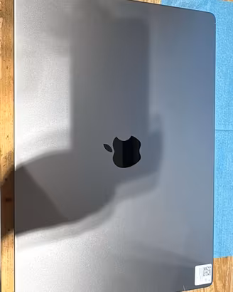 MacBook Pro 16″ M2 Pro  RAM 32Gb, SSD 1Tb Ex-Demo