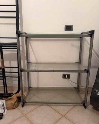 Scaffalatura in vetro e acciaio