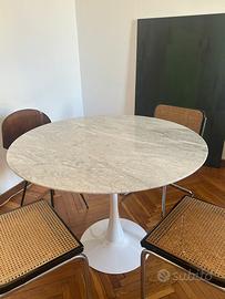 Tavolo rotondo in marmo, base staccabile