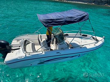 RANIERI VOYAGER19 Motore Yamaha 40/70 GELT