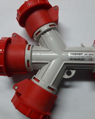 Moltiplicatore 3 uscite 3P+T 16A 380V