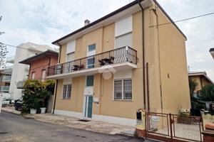 3 LOCALI A RIMINI