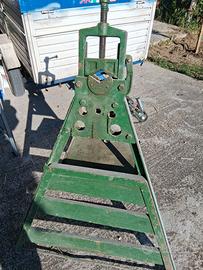 Cavalletto in ferro da idraulico professionale