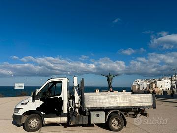 Iveco Daily con Gru Bonfiglioli, revisione 2025