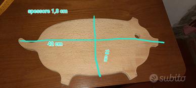 tagliere in legno a forma do maialino