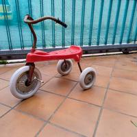 Triciclo vintage