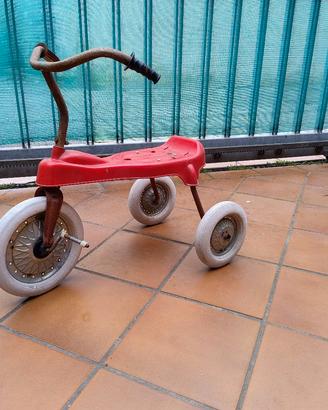 Triciclo vintage