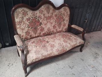 Divano antiquariato