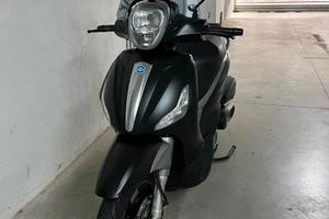 Piaggio Beverly 350