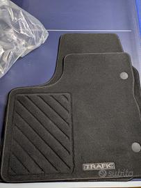 tappeti originali Renault Trafic 9 posti 