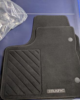 tappeti originali Renault Trafic 9 posti 