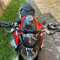 Ducati Monster 937