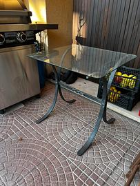 Tavolino interno ed esterno