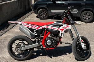 Beta RR Motard 125 - Anno 2022-Perfette Condizioni