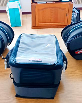 Set Voyager Bag Givi per moto completo