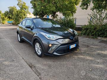 Toyota chr 2022