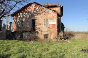 CASA INDIPENDENTE A CASSINE