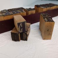 Set Timbri in Legno Vintage in Scatola Originale