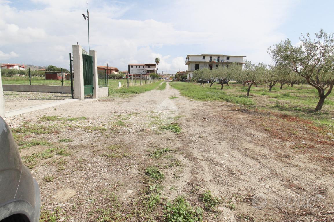 TER. RESIDENZIALE A BOTRICELLO - Vista 2