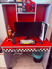 Armadio e scrivania F1