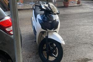 sh 125 2010 in buone condizioni
