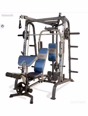 Palestra Multifunzione -Smith Machine come da foto