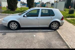 auto con neanche un graffio anche per neopatentati