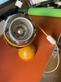 Lampada Space Age vintage anni 70 colore giallo