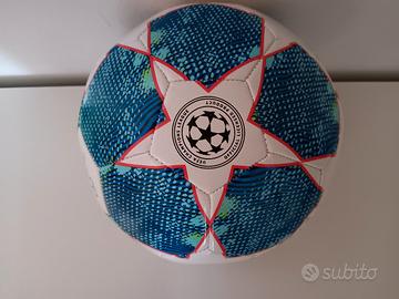 Pallone calcio Uefa Champions League 