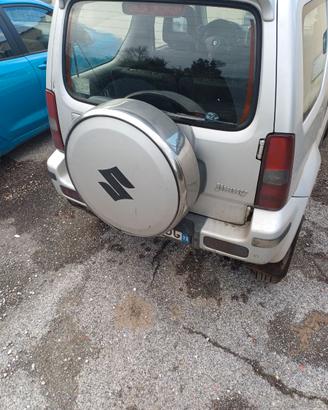 pedane in acciaio e copriruota in acciaio