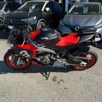 Aprilia Tuono 660