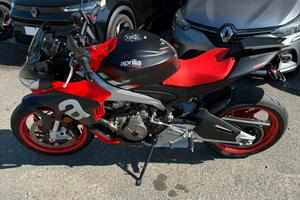 Aprilia Tuono 660