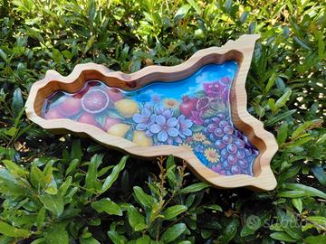 svuotatasche in legno decorato 