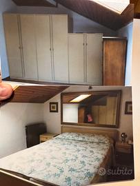 Camera da letto in legno larice
