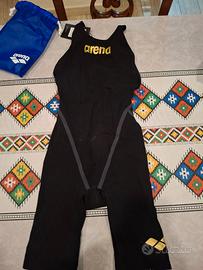 Arena Powerskin Carbon-Core-FX-Donna-NUOVO
