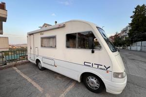 Motorhome compatto MIRAGE CITY 2.8idTD
