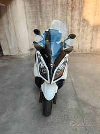 Kymco downtown 300i abs