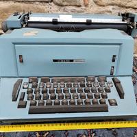 Macchina da scrivere OLIVETTI RAPHAEL