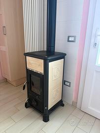 Stufa a legna mod. DORELLA L8 marca LA NORDICA