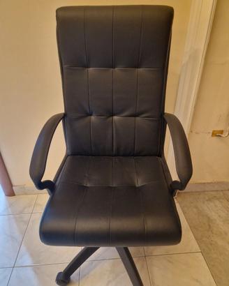 Sedia da ufficio in condizioni perfette