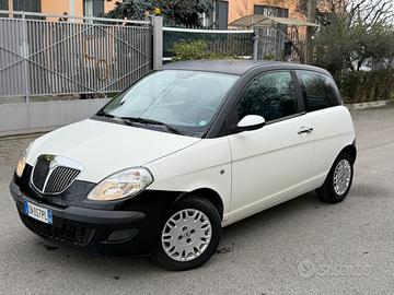 Lancia Ypsilon 2005, benzina