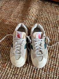 Sneakers New Balance donna taglia 37.5
