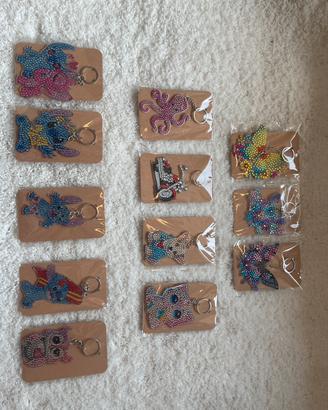 Set portachiavi Stitch, animali e farfalle