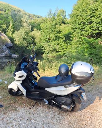 Kymco 300
