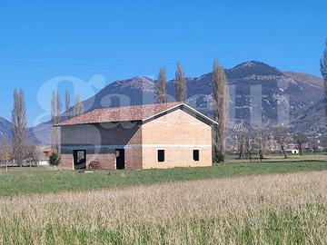 Capannone Industriale Gubbio