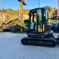 Miniescavatore cnh e50d cab