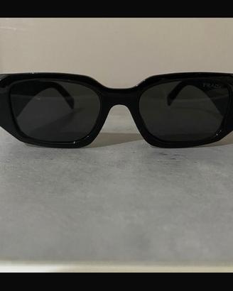 Occhiali da sole prada