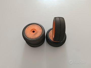 Treno Gomme 1:8 Off Road 