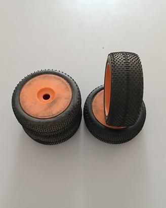 Treno Gomme 1:8 Off Road 