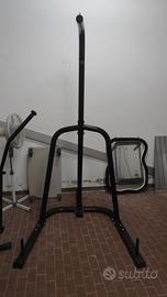 Supporto per sacco da boxe 
